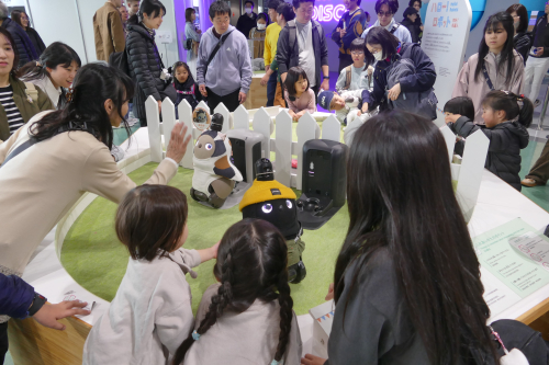 Σχέσεις τρυφερότητας Άνθρακα-Πυρίτιου P1140446