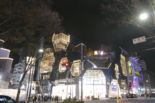 Το κτήριο της Dior P1140496